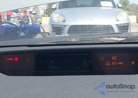 2005 Toyota Prius from USA, damaged, VIN JTDKB20U053024001